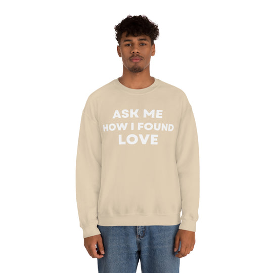 Love, Unisex Heavy Blend™ Crewneck Sweatshirt (ENG UK)
